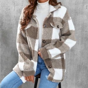 Brown and White Buffalo Plaid Pattern Drop Shoulder Fuzzy Coat Size Medium